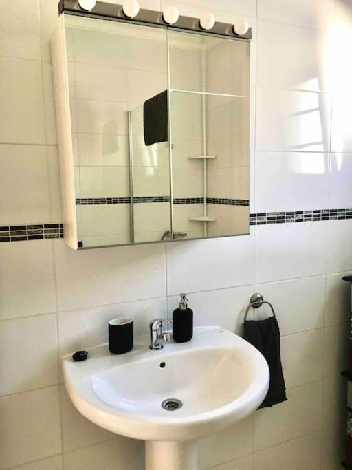Casa Kazbar, Lovely 1 Bed & Communal Pool Vil·la