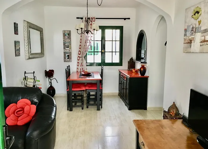 Casa Kazbar, Lovely 1 Bed Villa & Communal Pool